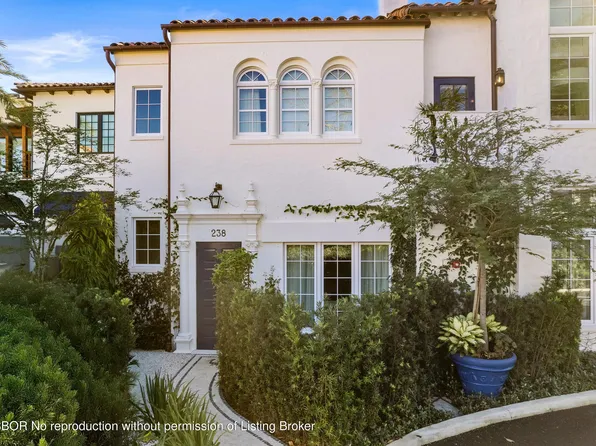 238 Phipps Plz, Palm Beach, FL 33480