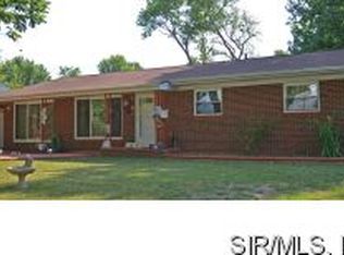 22 Monticello Pl, Fairview Heights, IL 62208