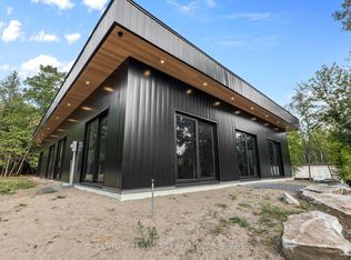 1840 Eady Rd, Horton, ON K7V3Z8