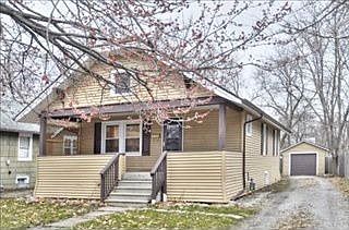 1st image of 198 Bidwell St W