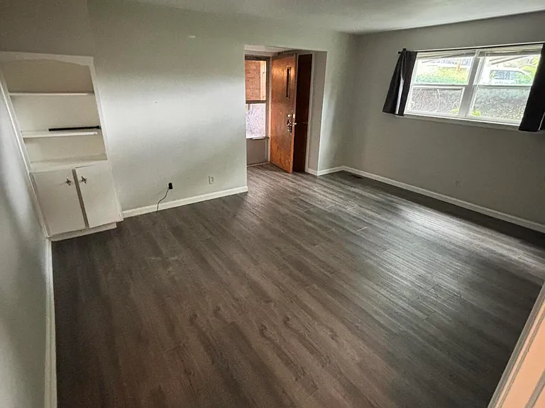 339 Idlewylde Dr #1 — Photo 3