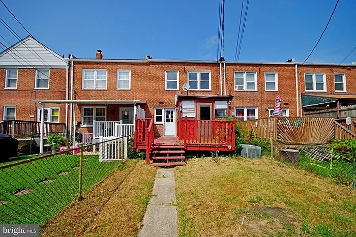 7457 Lawrence Rd — Photo 23