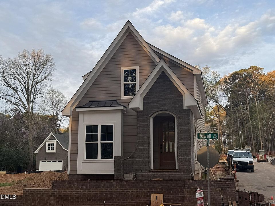 1st image of 728 Powell Dr
