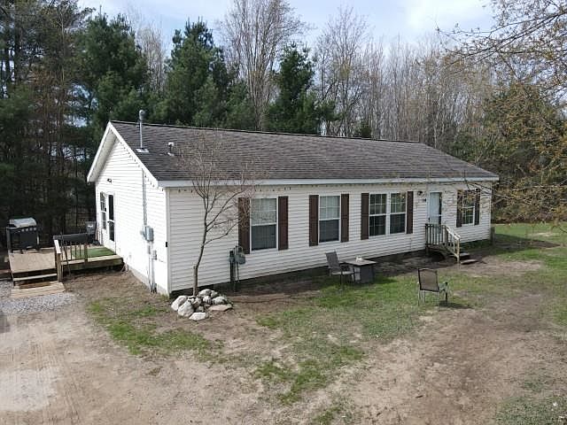 1st image of 114 Amber Ln