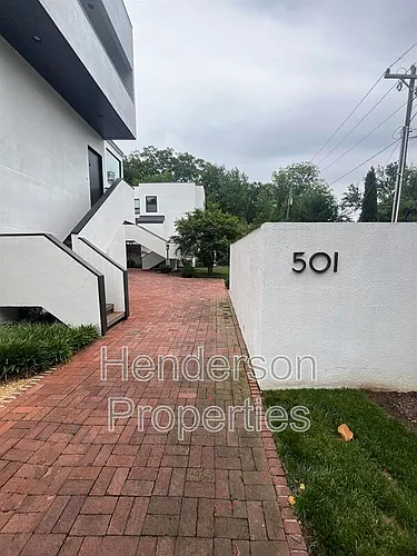 501 Fenton Pl Photo 1