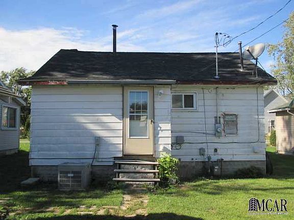 4th image of 5876 Lakeview St