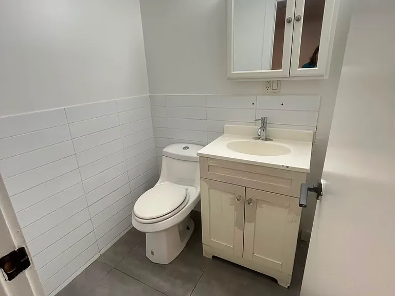 243 Harman St #GARDEN — Photo 10