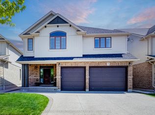 10 Deer Creek St, Kitchener, ON N2A 0E7