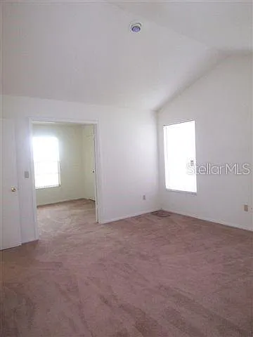10819 Venice Cir — Photo 4