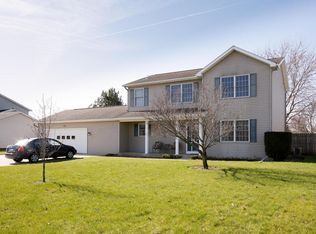 1030 Allen Ct, Plainwell, MI 49080