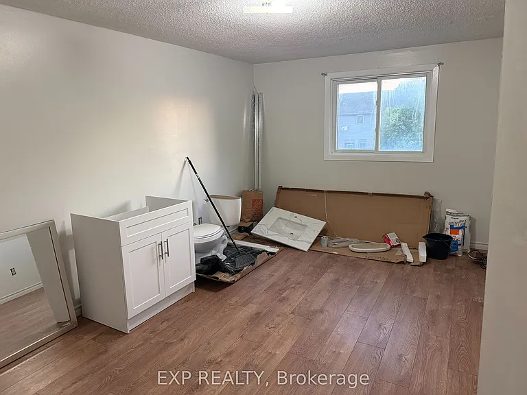 490 3rd St #22 — Photo 8