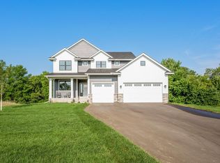 26286 Hunter Ave, Wyoming, MN 55092