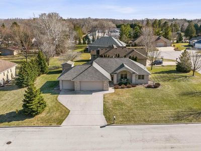 1033 HOKS RIDGE LANE, De Pere, WI, 54115
