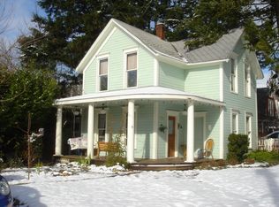 750 NW 2nd St, Grants Pass, OR 97526