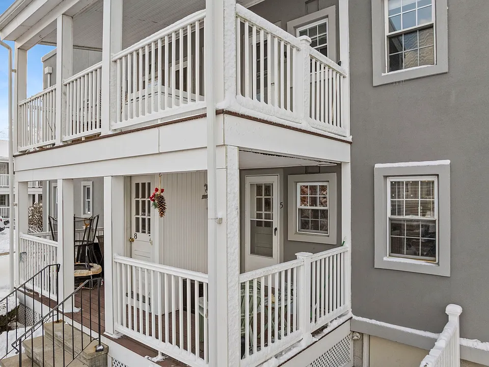 180 S Main St #5