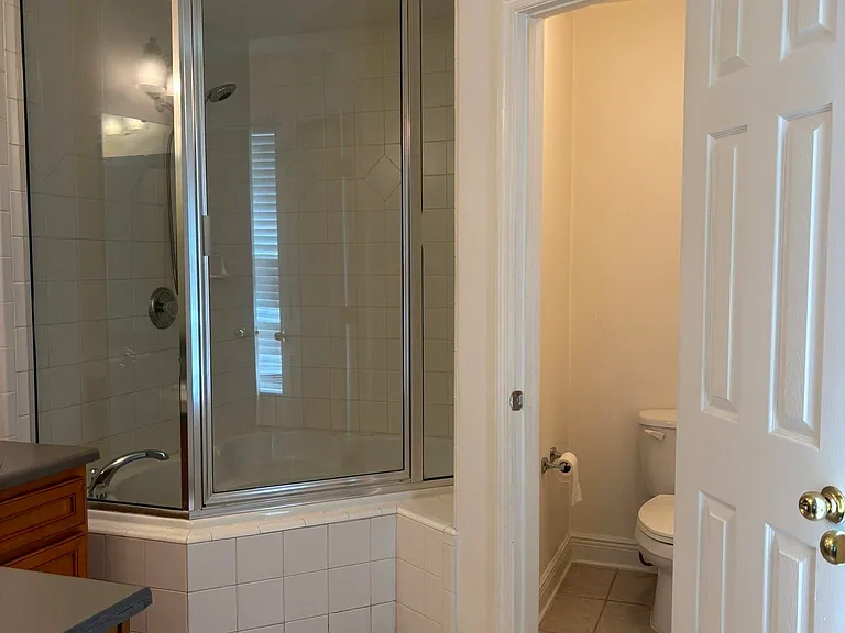 3326 Golden Rain Dr — Photo 20