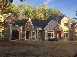 29 Cold Hill Rd, Morristown, NJ 07960