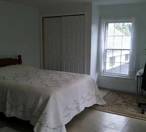 Southeast Bedroom