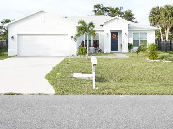 1837 Willis St NE, Palm Bay, FL 32905