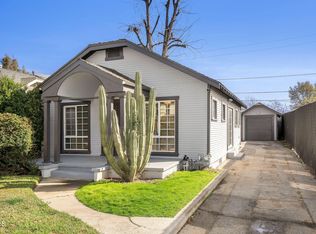 2224 N Spaulding Pl, Altadena, CA 91001