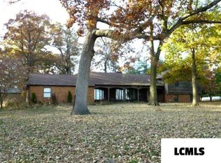 277 2000th Ave, Mount Pulaski, IL 62548