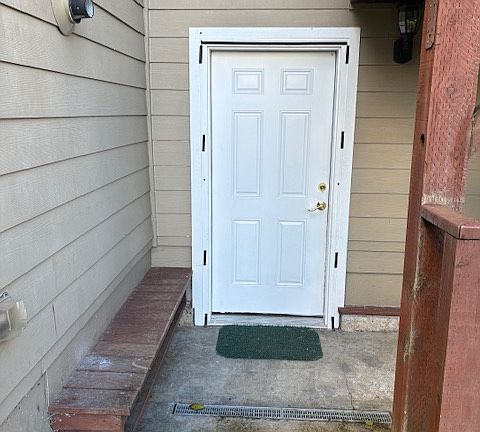 Entrance to apartment