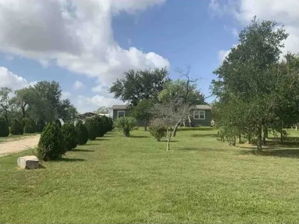 120 High Ridge Meadows Dr, Gonzales, TX 78629