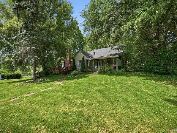 6790 Weyer Rd, Imlay City, MI 48444