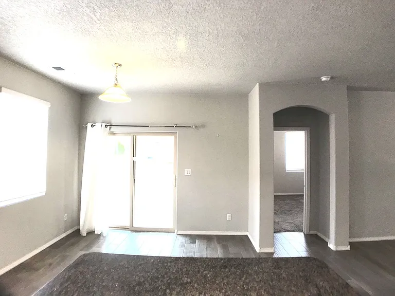 1748 Valle Vista Rd NW — Photo 12