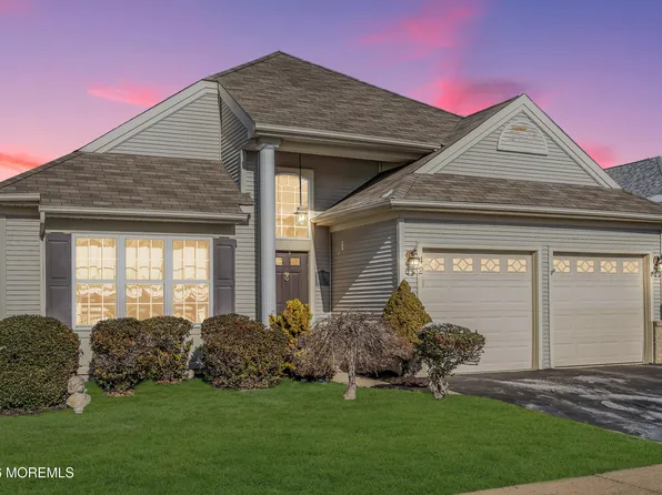 42 Milton Drive, Manchester, NJ 08759