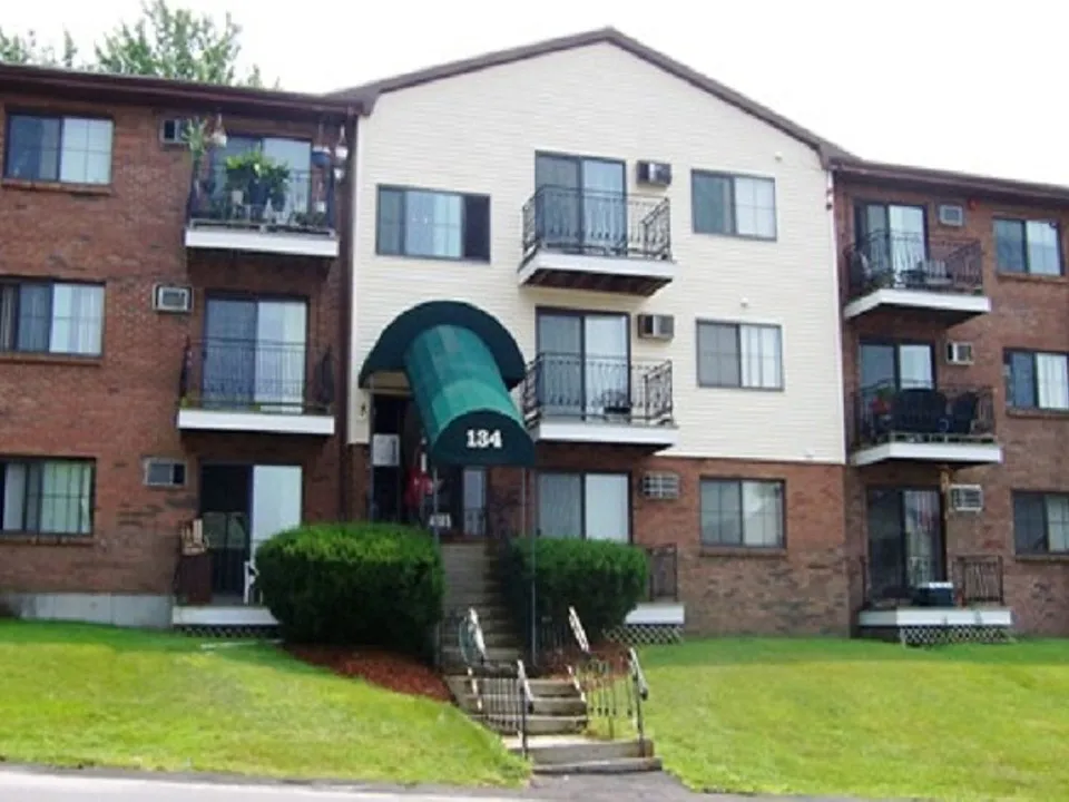 134 Mammoth Rd #29