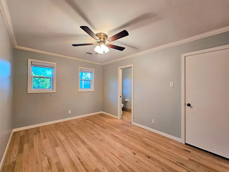 2527 Willowby Dr — Photo 9