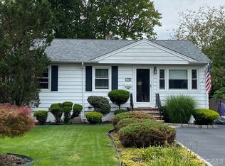119 Amherst Ave, Colonia, NJ 07067