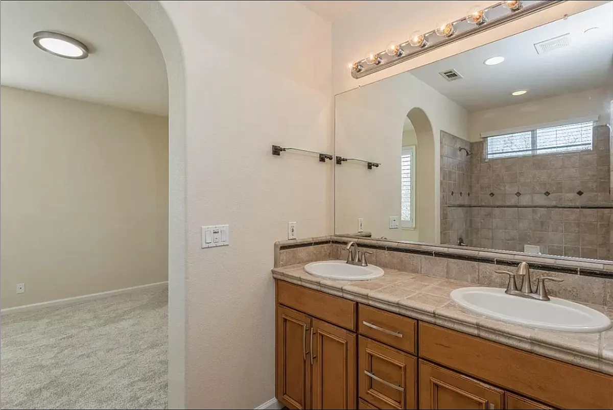 Bathroom 2 - Ocean Ln