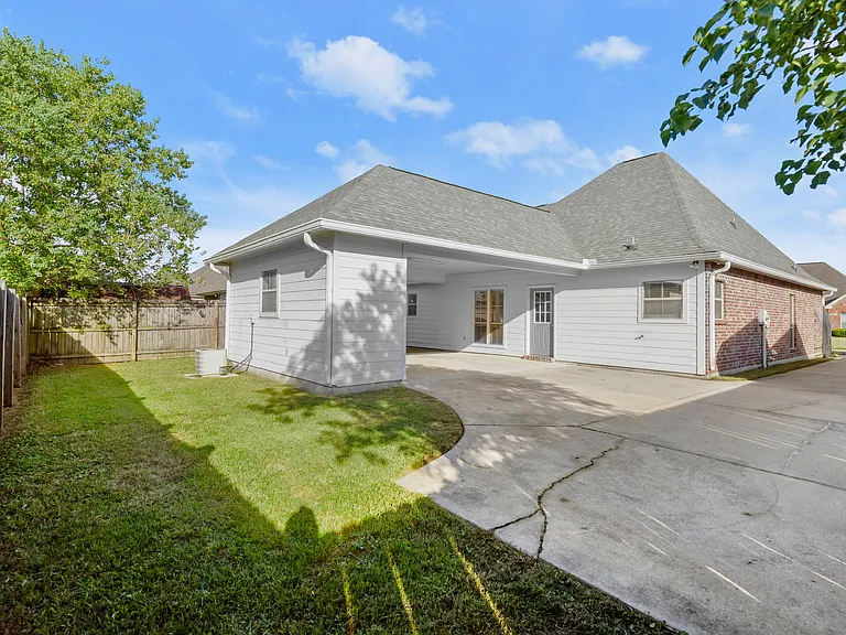 40529 Cross Ridge Ave — Photo 2