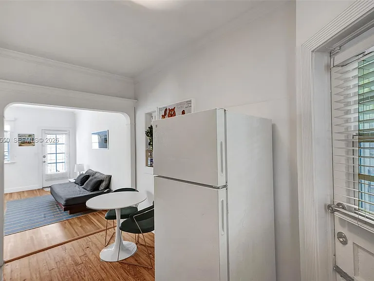 717 Espanola Way #204 — Photo 31