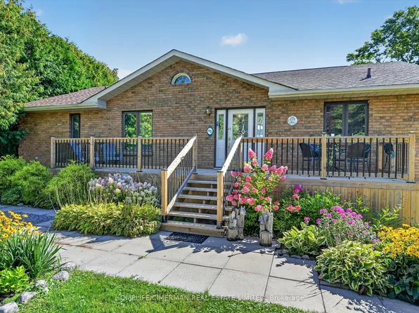 45 Admiral Dr, Kawartha Lakes, ON K0M 1G0