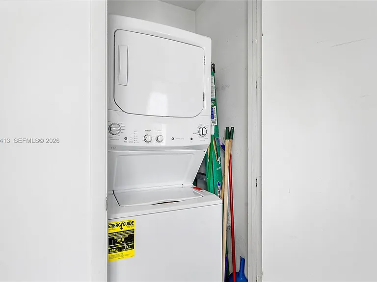 15811 Collins Ave #1205-fl 331 — Photo 33