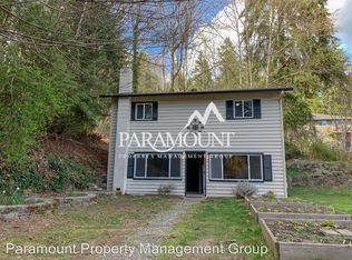 90 NE Lorrain Ct, Belfair, WA 98528