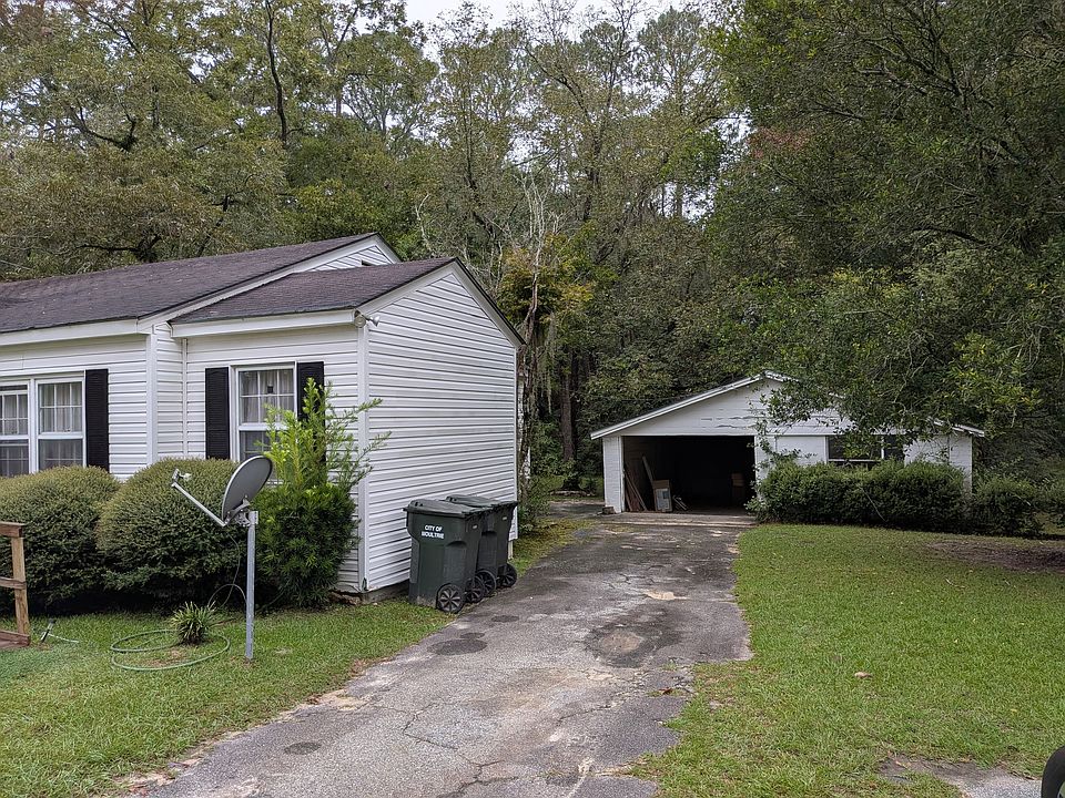 2nd image of 908 Highland Blvd