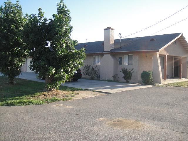 1st image of 2551 W Eaton Ave
