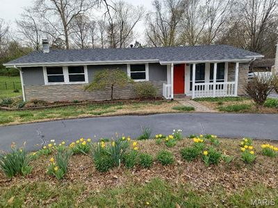 7910 S Rock Hill Rd, Saint Louis, MO, 63123