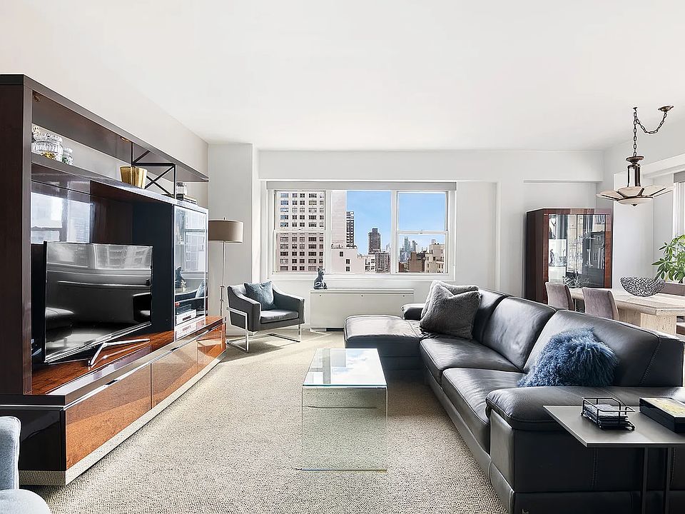 1st image of 205 E 63rd St Penthouse A