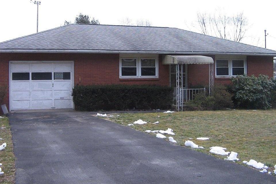1st image of 316 Market Street Ext