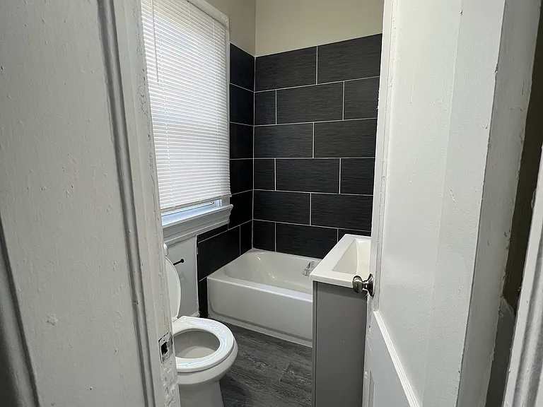 4018 Boarman Ave — Photo 7