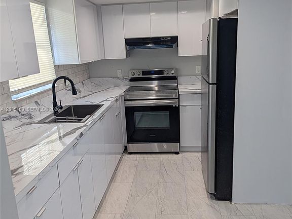 2nd image of 2323 Linton Ridge Cir APT D3