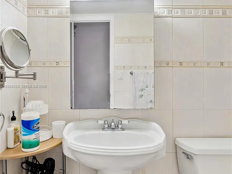1400 S Ocean Dr #802 — Photo 33