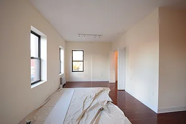 Rented by Rolling Stone Realty LLC