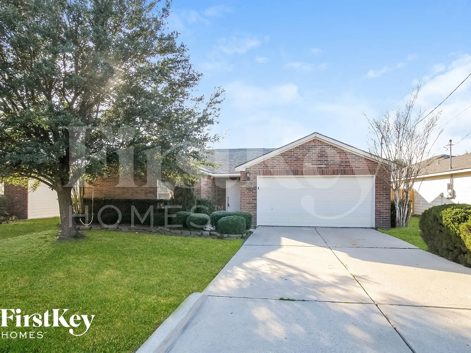 3 bed, 2.0 bath, 1542 sqft, $1,755 — Photo 2
