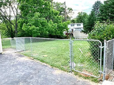 475 Hillview Rd — Photo 21